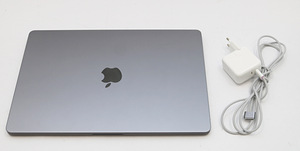 MacBook Air M2 15-inch (3 foto / 3)