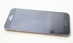 Samsung Galaxy A8 32GB (3 foto / 3)
