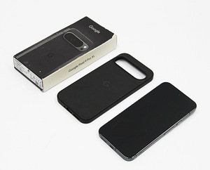 Google Pixel 9 Pro XL 128GB (2 foto / 3)