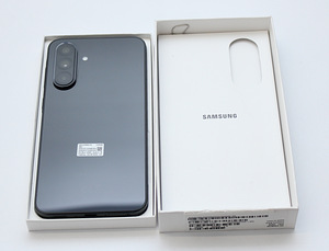 Samsung Galaxy A36 5g (2 foto / 3)