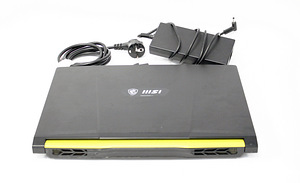 MSI Crosshair 15 B12UGZ (3 foto / 3)
