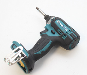Makita DTD152 (2 foto / 3)