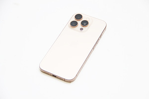 Apple iPhone 16 Pro 128GB (3 foto / 3)