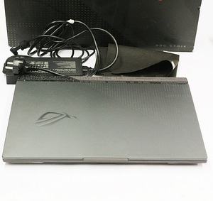 Asus Roq Strix G713P (2 foto / 3)