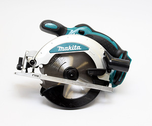 Makita DSS610 (2 фото из 2)