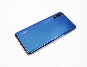 Huawei P20 Pro 128GB (3 foto / 3)