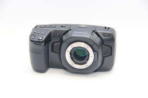 BlackMagic Pocket Cinema Camera 4K (2 foto / 2)