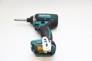 Makita DTD152 (2 foto / 2)