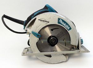 Makita 5008MG (2 foto / 2)