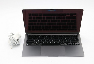 Macbook Air M1 2020 (2 foto / 3)