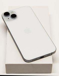 Mobiiltelefon Apple iPhone 15 Plus 128GB (2 foto / 3)