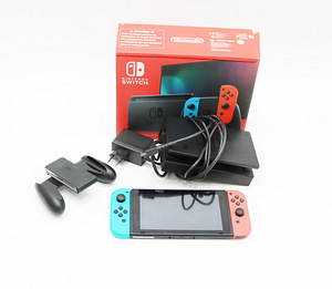 Mängukonsool Nintendo Switch V2 32GB 6.2-tolline ekraan (2 foto / 2)