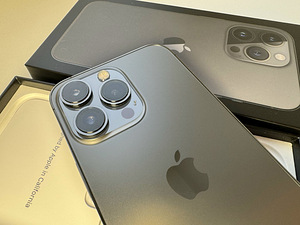 iPhone 13 Pro, графит (2 фото из 4)