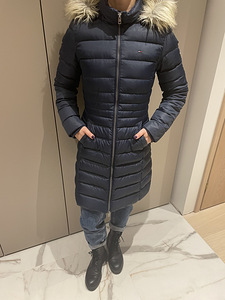 Naiste talve mantel Tommy Hilfiger, Suurus S (1 foto / 4)