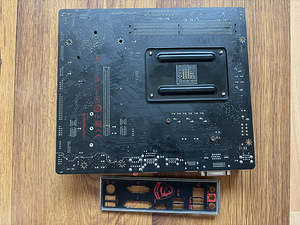 Материнская плата MSI A320M GAMING PRO (2 фото из 3)