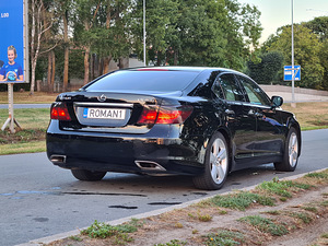 Lexus LS 460 PRESIDENT (8 foto / 13)