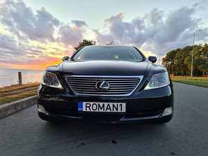 Lexus LS 460 PRESIDENT (13 foto / 13)