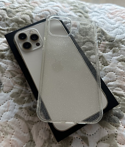 iPhone 12 Pro Макс 256 ГБ (3 фото из 3)