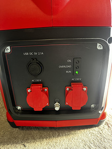 Bensiiniga invertergeneraator Einhell TC-IG 2000 (3 foto / 4)