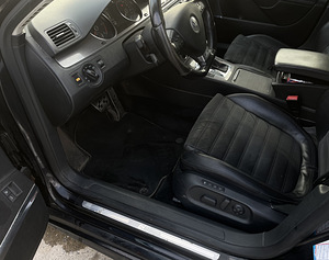 VW Passat R-line Dynaudio (6 foto / 9)