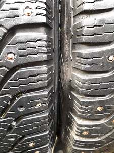 Зимние шины 205/75/R16C Nokian C (5 фото из 8)