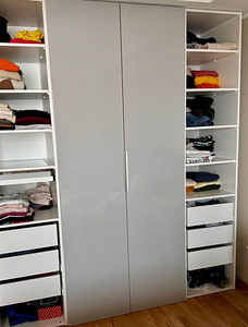 Двери для гардероба Ikea Pax (1 фото из 2)