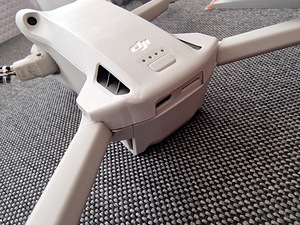 Dji Mini 3 Pro varuosadeks (2 foto / 5)