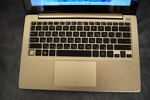 ASUS X202E, сенсорный экран, i3, SSD 250 GB, Win 11 (4 фото из 10)