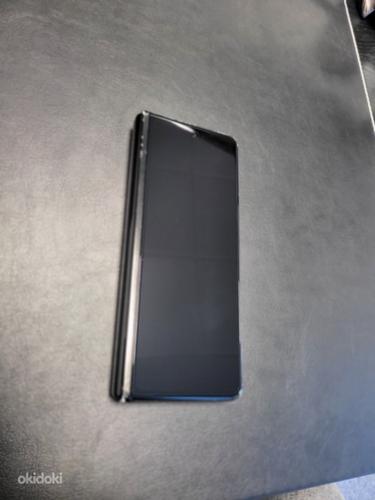 Samsung Galaxy Fold3 5G 256 ГБ черный (фото #2)