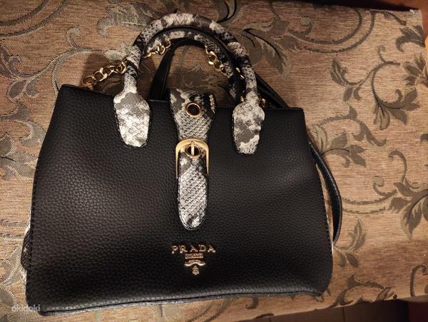 Новая женская сумочка Prada (фото #4)