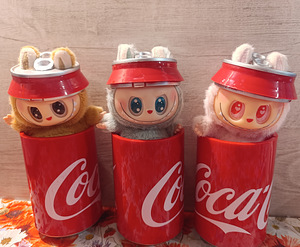 Мягкая игрушка Labubu Coca-cola (1 фото из 2)