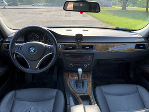BMW 318i 2.0 105kw 2008 (12 foto / 13)