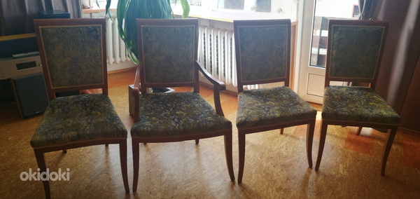 Набор отремонтированных стульев (фото #1)