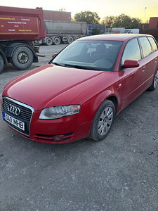 Audi a4 2.5tdi (1 foto / 7)