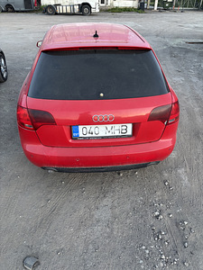 Audi a4 2.5tdi (5 foto / 7)