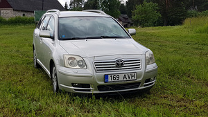 Toyota Avensis 2.4 VVTI (1 foto / 4)