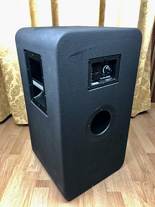 TC RebelStack 210 - басовый кабинет (2 фото из 3)