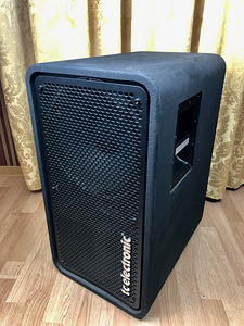 TC Electronic RebelStack RS212 Bass Speaker Cab 2 x 12"