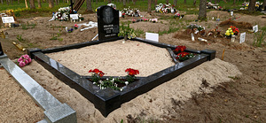 Monumentide ja piirdeaedade tootmine ja paigaldus (2 foto / 9)