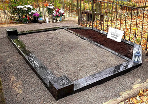 Monumentide ja piirdeaedade tootmine ja paigaldus (4 foto / 9)