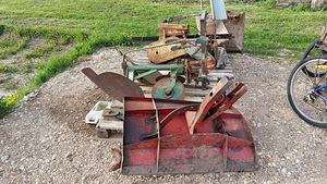 Tz-4k traktor koos haakeriistadega (3 foto / 6)