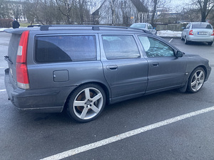 Volvo V70R 2.5T 220kw (6 foto / 10)