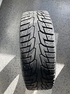 Hankook iPike RS naastrehvid 195/65 R15 (9 foto / 9)