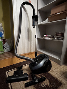 Пылесос Samsung. (2 фото из 6)