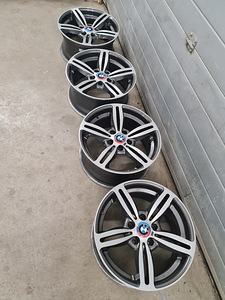Диски бмв r17 (2 фото из 3)