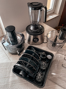 Кухонный комбайн philips (1 фото из 6)