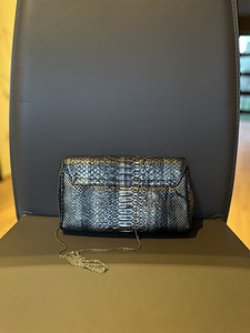 Trussardi käekott (3 foto / 4)