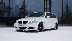 БМВ 335D ЛКИ 2009 210kw (3 фото из 8)