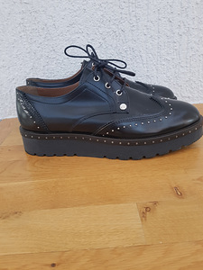 Uued Trussardi jeans jalatsid, suurus 40 (2 foto / 3)