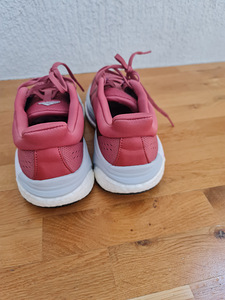 Adidas uueväärsed tossud, suurus 40,5 (3 foto / 5)